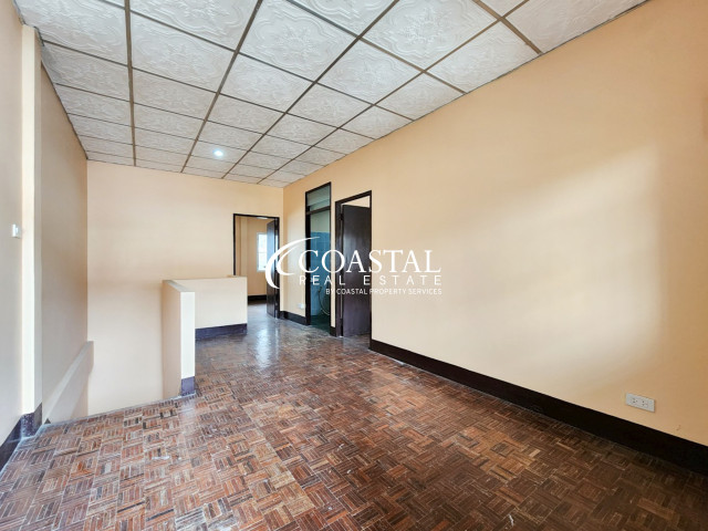 Townhouse For Sale Central Pattaya