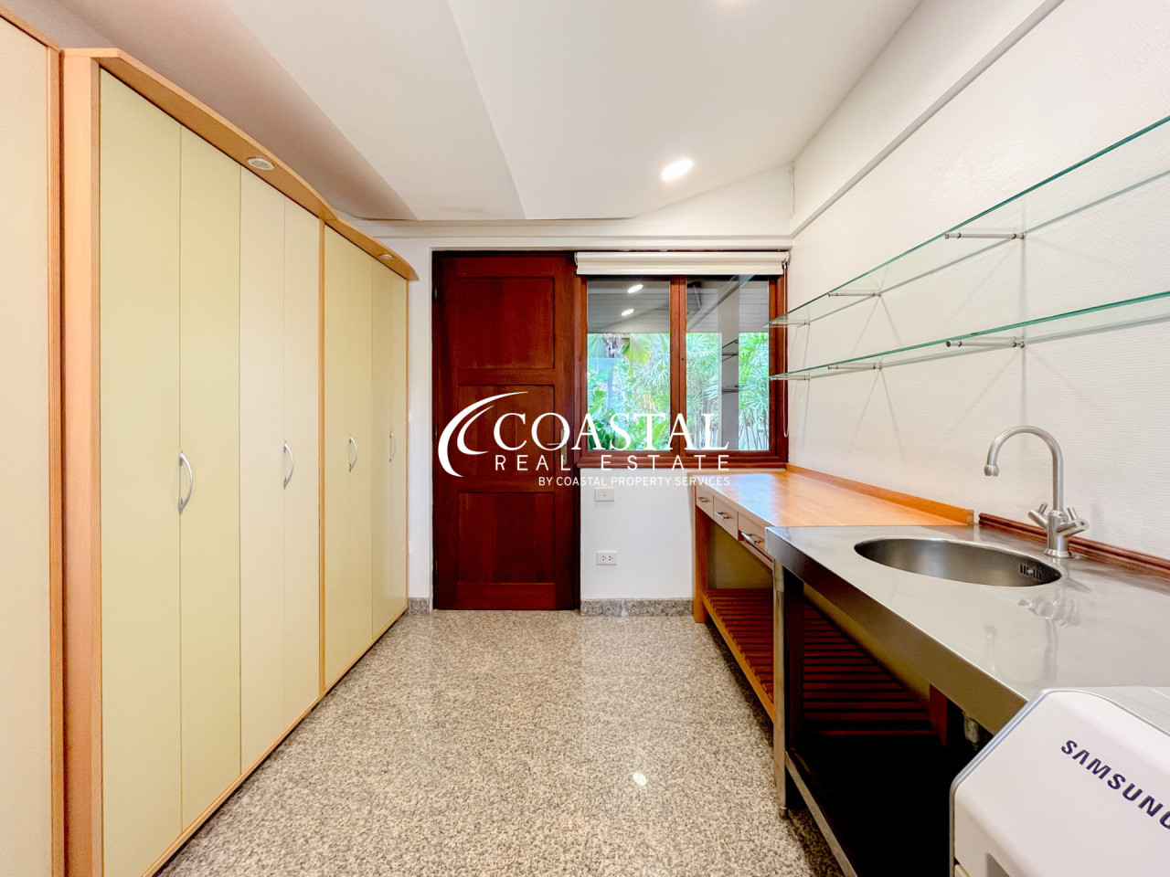 บ้านสำหรับขายหรือเช่าที่พัทยาตะวันออก