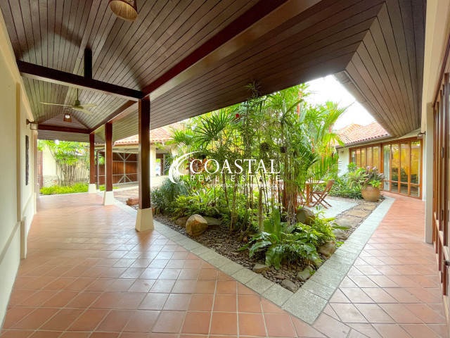 บ้านสำหรับขายหรือเช่าที่พัทยาตะวันออก