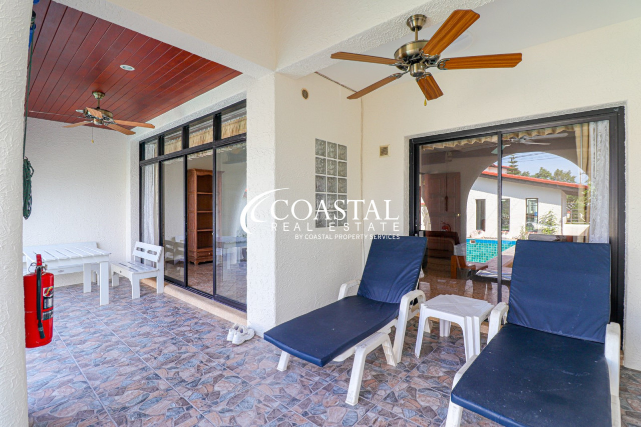 Townhouse For Sale And Rent Mabprachan/Pong