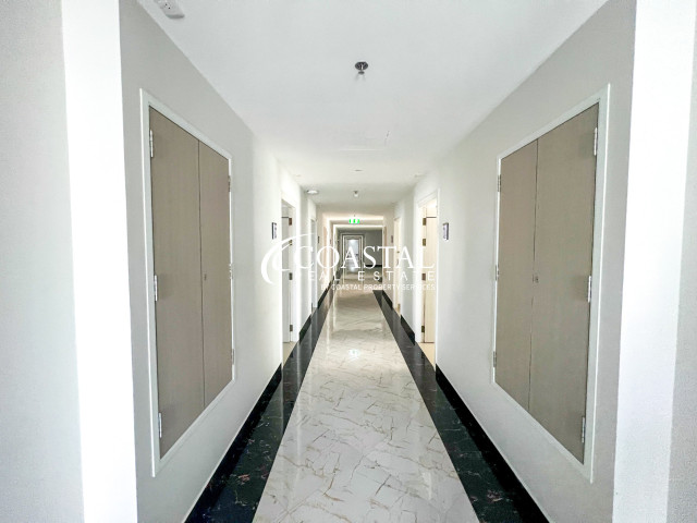 อสังหาริมทรัพย์เชิงพาณิชย์สำหรับขายที่พระตำหนัก