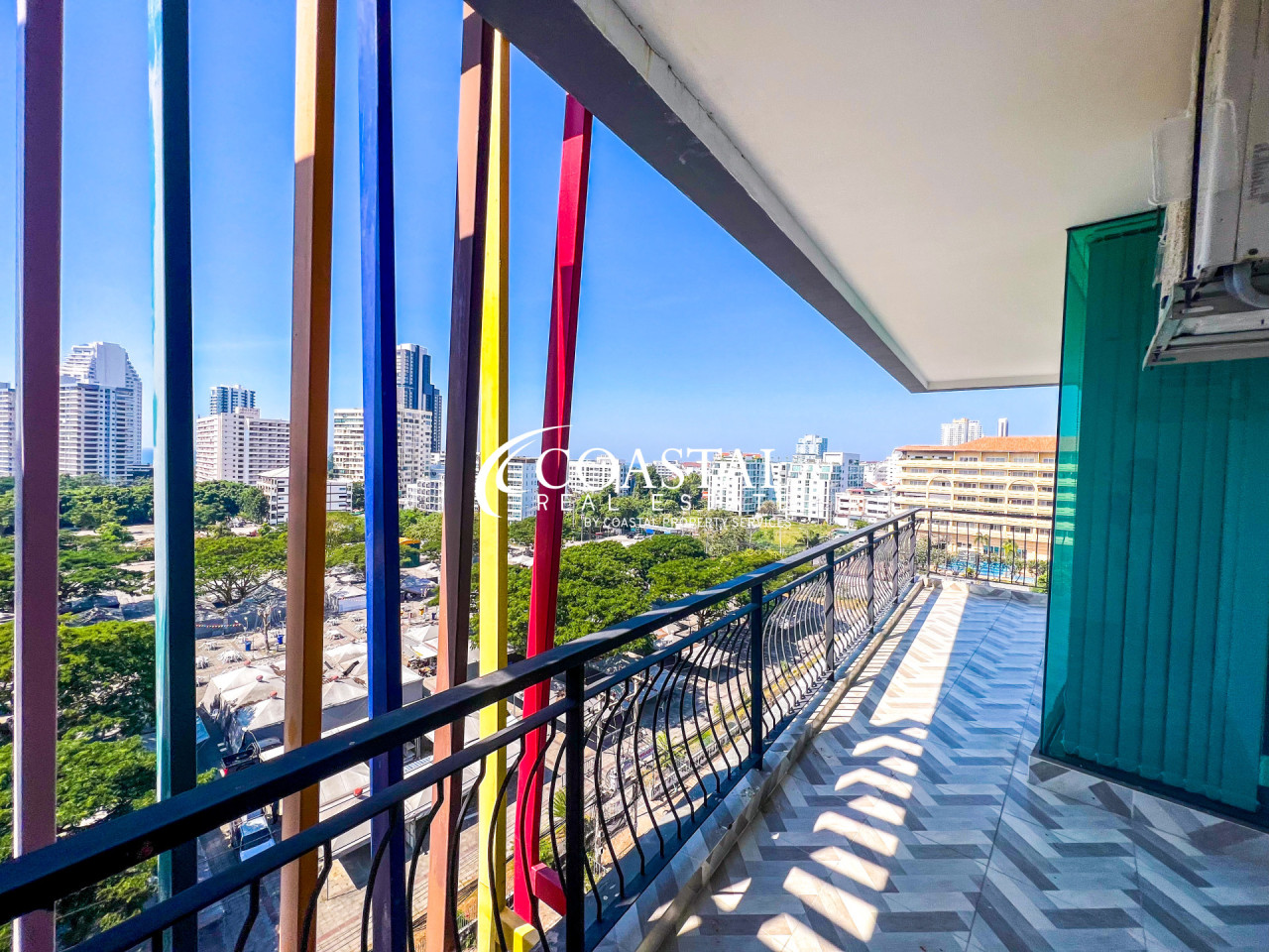 อสังหาริมทรัพย์เชิงพาณิชย์สำหรับขายที่พระตำหนัก