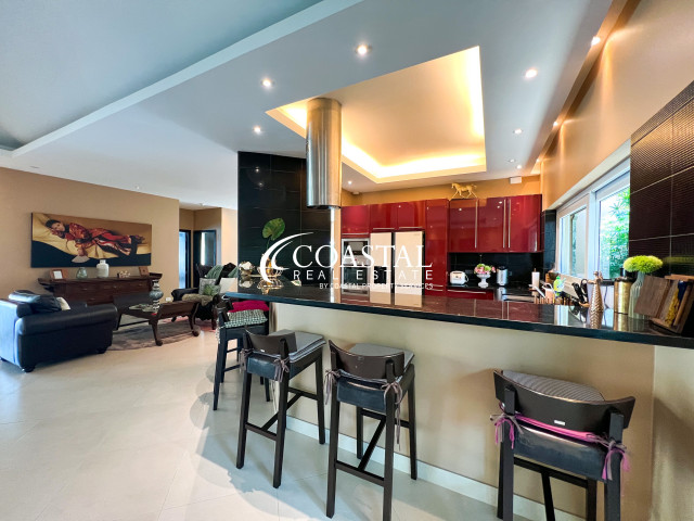 House For Sale And Rent Mabprachan/Pong