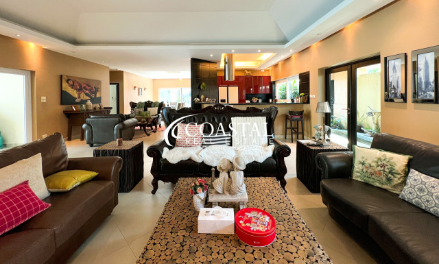 House For Sale And Rent Mabprachan/Pong