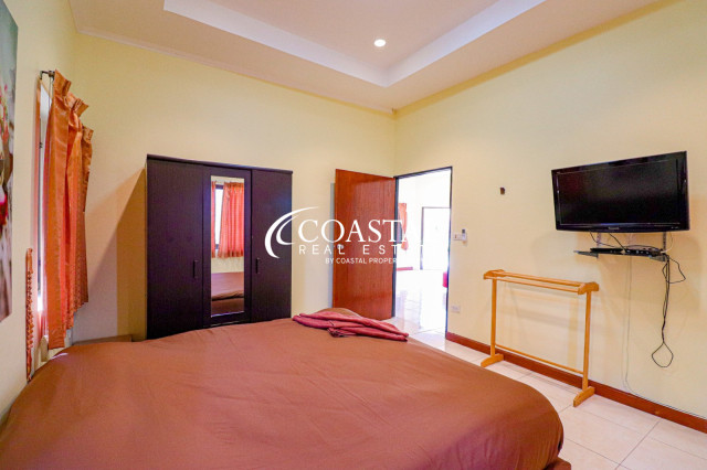 Commercial For Sale Huay Yai