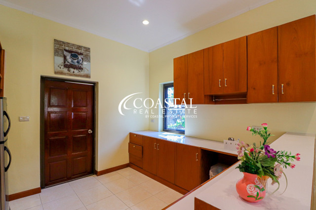 Commercial For Sale Huay Yai