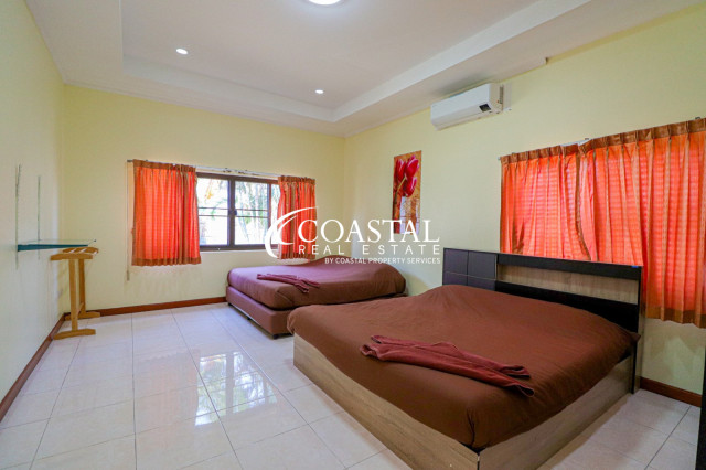 Commercial For Sale Huay Yai