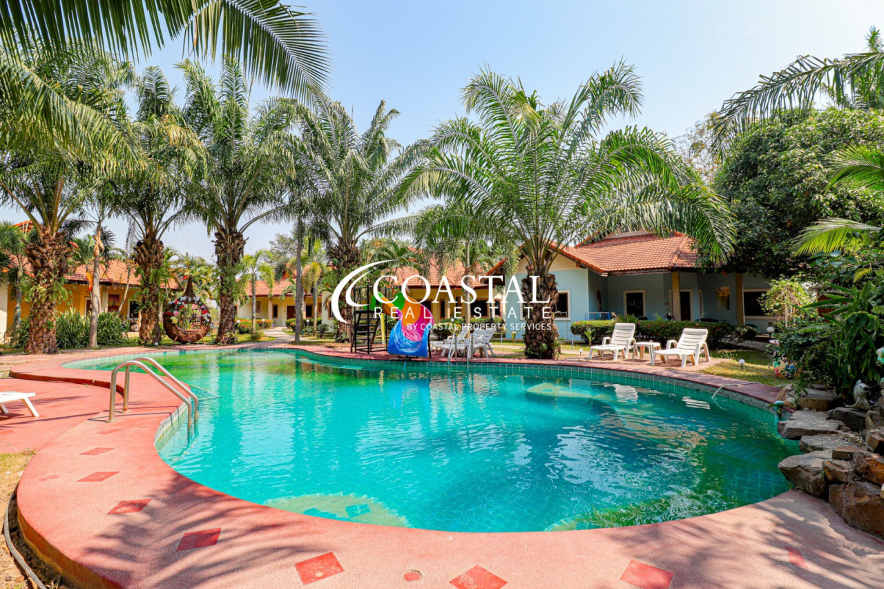 Commercial For Sale Huay Yai