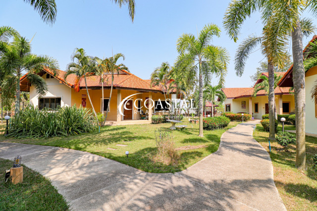 Commercial For Sale Huay Yai