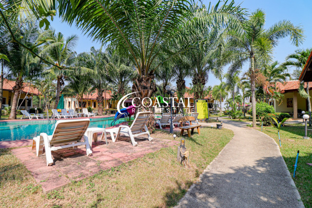 Commercial For Sale Huay Yai