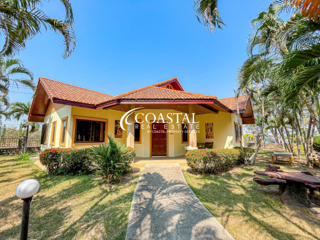 Commercial For Sale Huay Yai