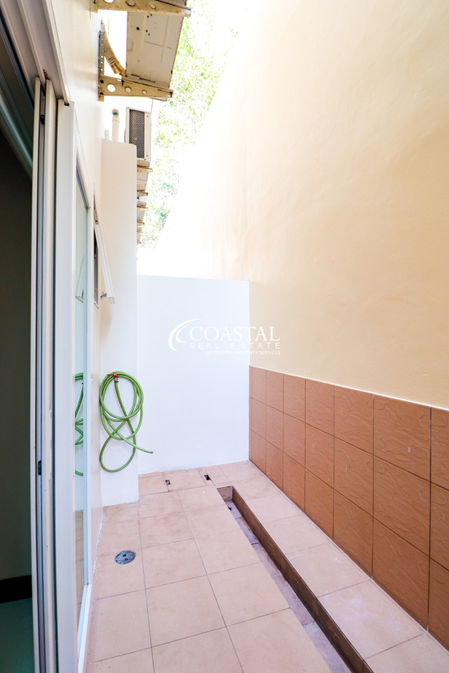 Townhouse For Sale Bang Saray