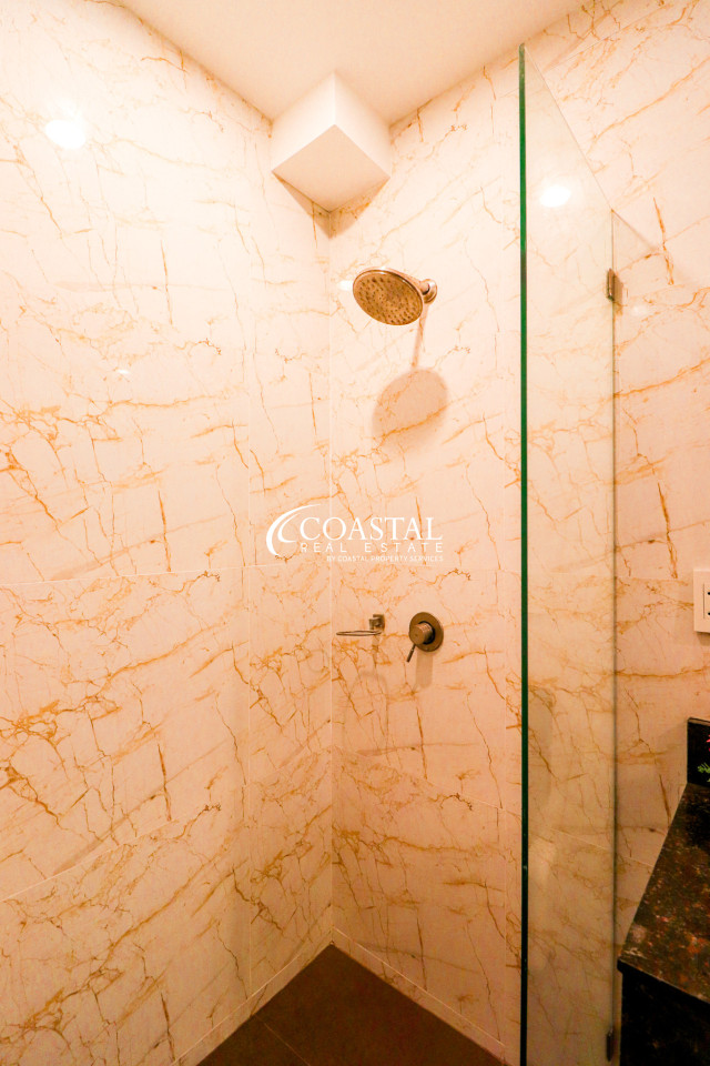 Townhouse For Sale Bang Saray