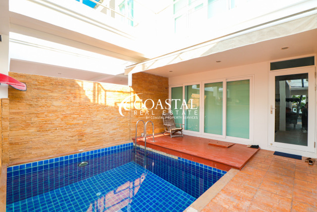 Townhouse For Sale Bang Saray