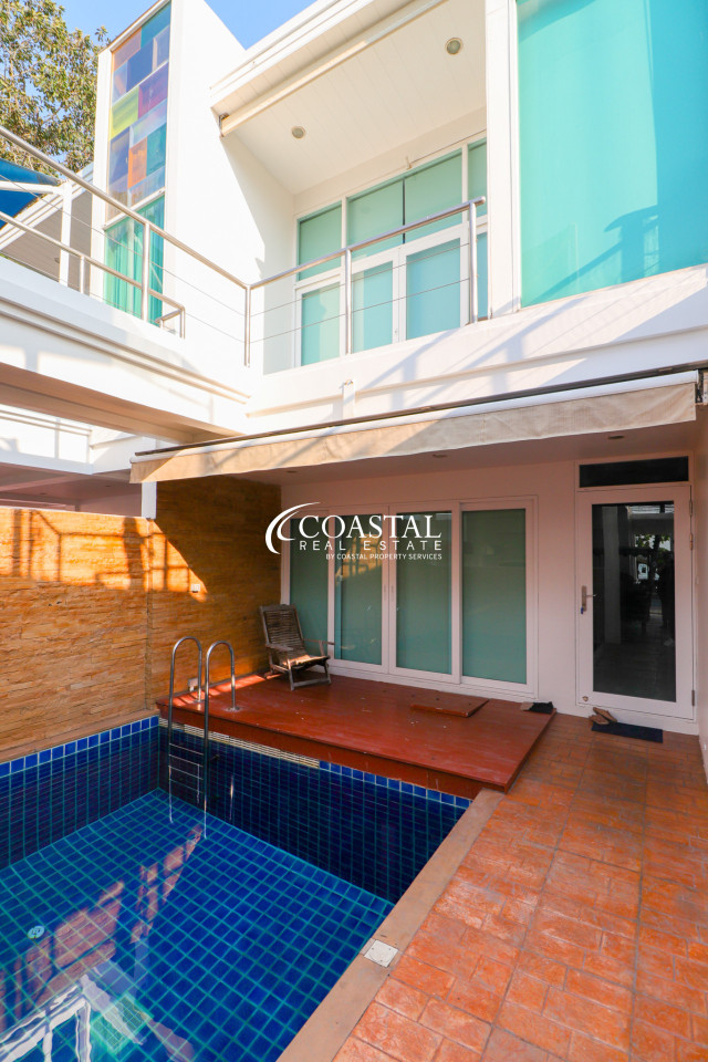 Townhouse For Sale Bang Saray