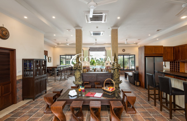 Commercial For Sale And Rent Huay Yai