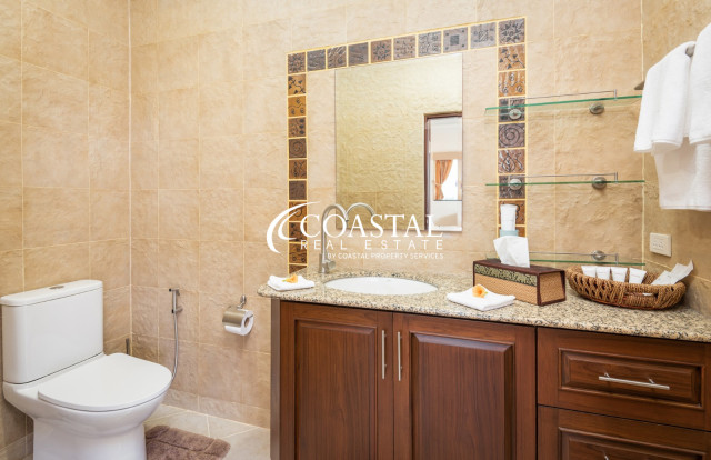 Commercial For Sale And Rent Huay Yai