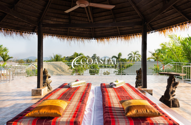 Commercial For Sale And Rent Huay Yai