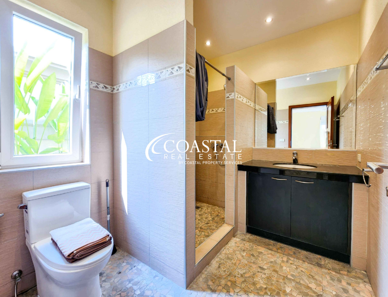 House For Sale And Rent East Pattaya