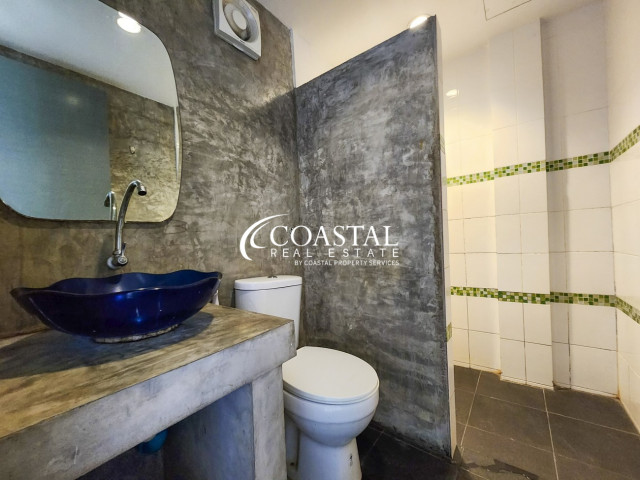 Commercial For Sale Huay Yai