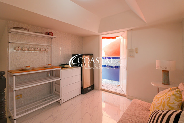 ทาวน์เฮ้าส์สำหรับขายที่พระตำหนัก