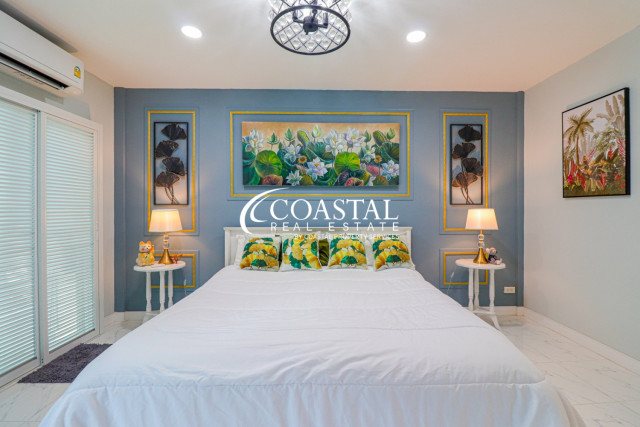 ทาวน์เฮ้าส์สำหรับขายที่พระตำหนัก