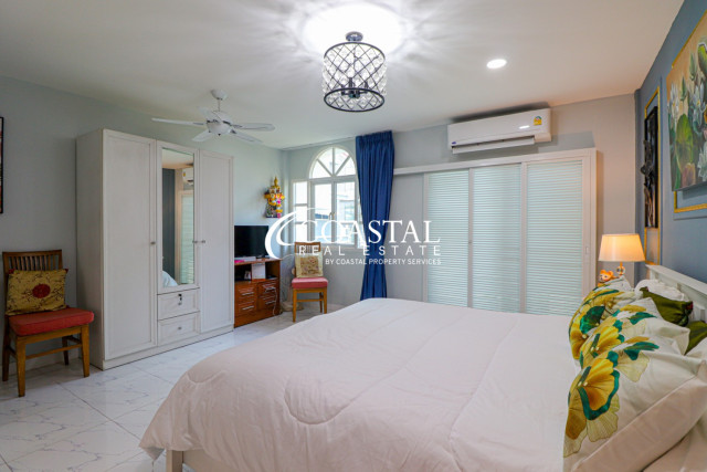 ทาวน์เฮ้าส์สำหรับขายที่พระตำหนัก