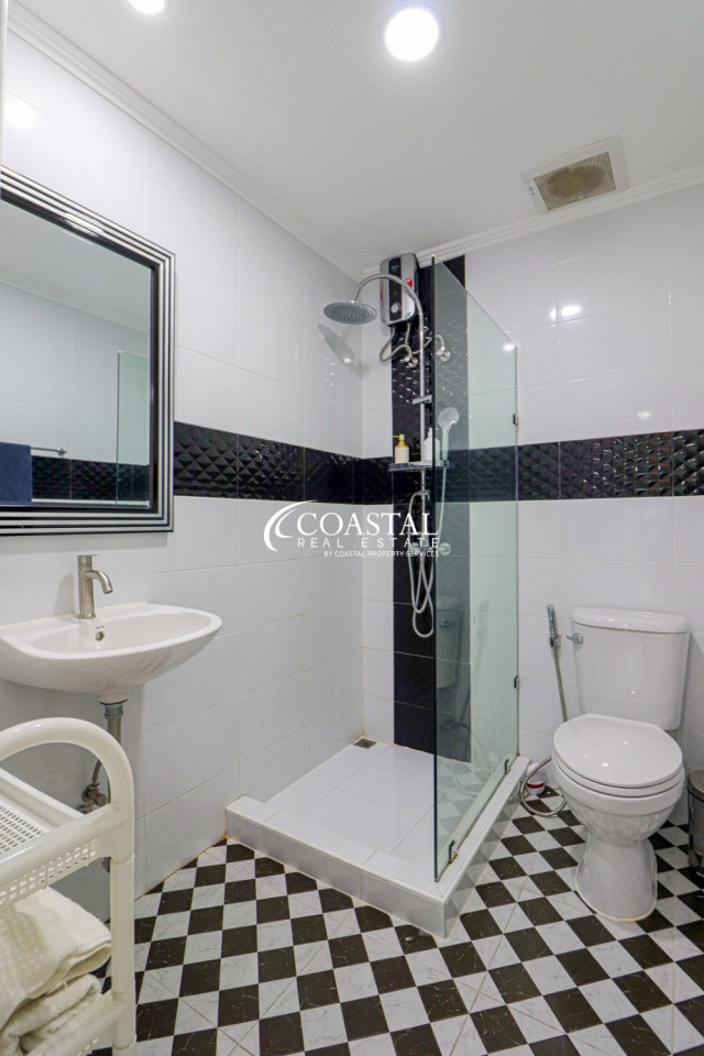 ทาวน์เฮ้าส์สำหรับขายที่พระตำหนัก