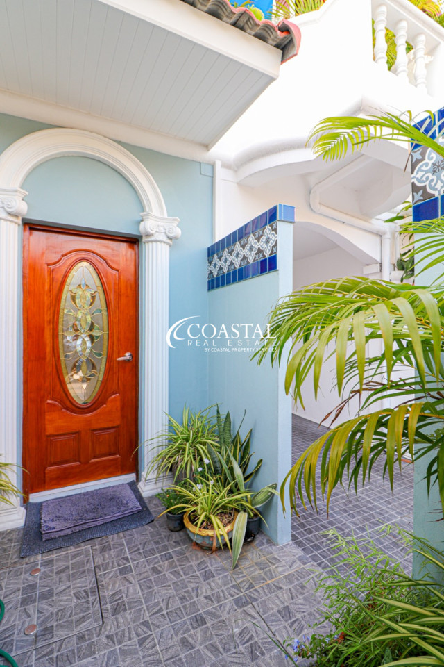 ทาวน์เฮ้าส์สำหรับขายที่พระตำหนัก