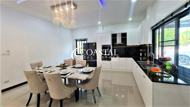 House For Sale Mabprachan/Pong