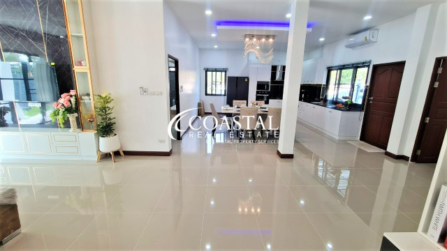 House For Sale Mabprachan/Pong