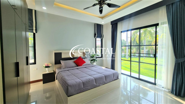 House For Sale Mabprachan/Pong