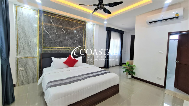 House For Sale Mabprachan/Pong