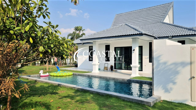 House For Sale Mabprachan/Pong