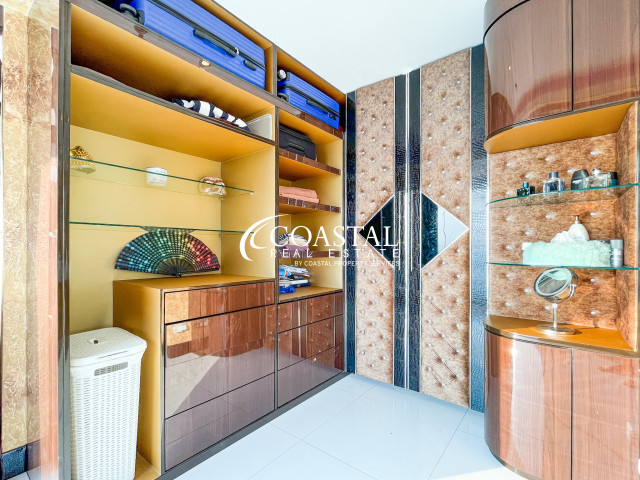 Condo For Sale And Rent Pratumnak