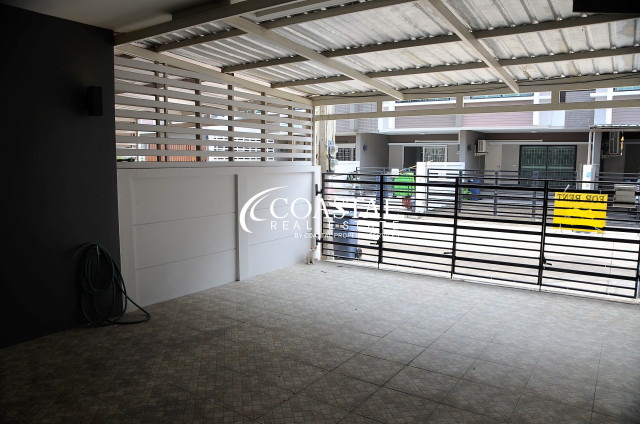 Townhouse For Rent Central Pattaya