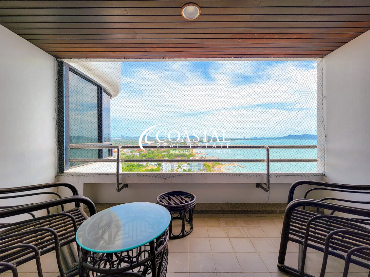 คอนโดสำหรับขายหรือเช่าที่นาจอมเทียน