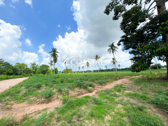 Land For Sale Mabprachan/Pong