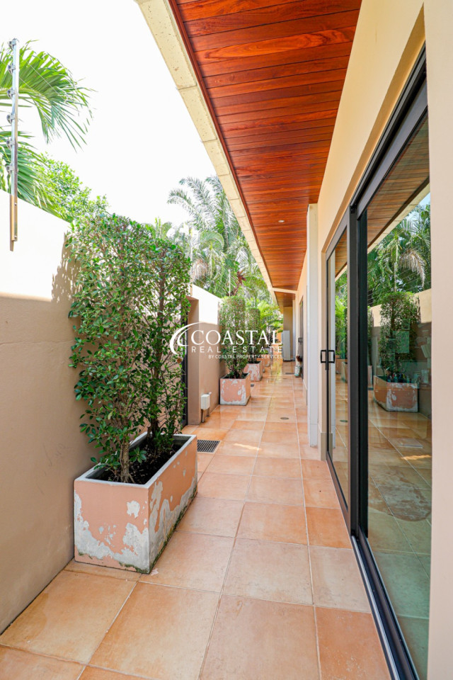 House For Sale Mabprachan/Pong