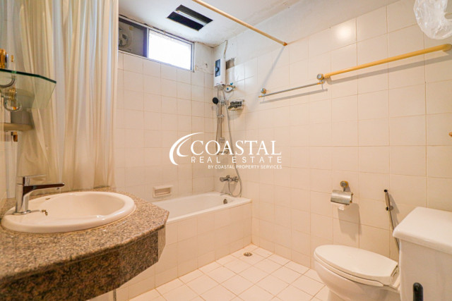 Condo For Sale Pratumnak