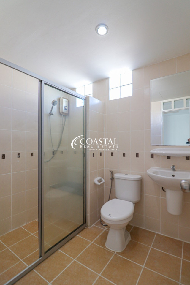 Townhouse For Sale South Pattaya