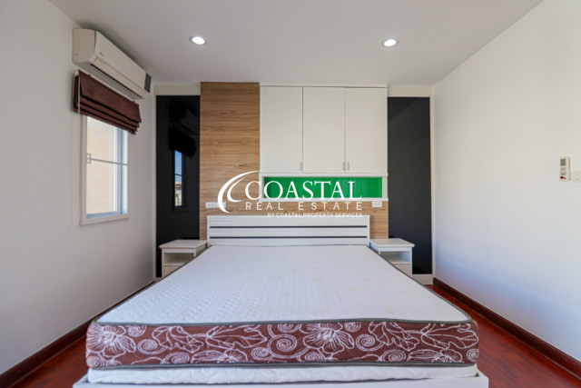 Townhouse For Sale South Pattaya