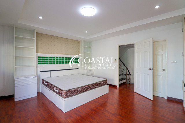 Townhouse For Sale South Pattaya