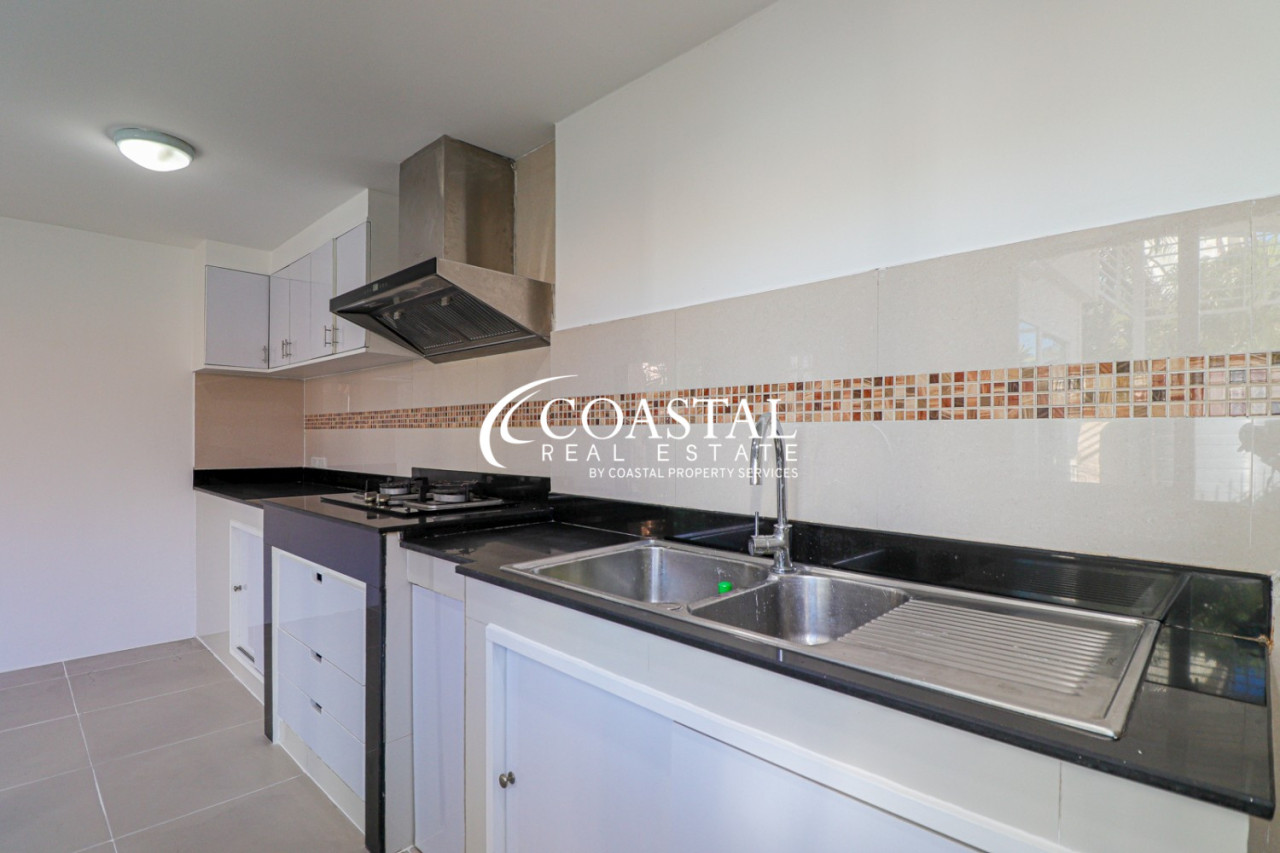 Townhouse For Sale South Pattaya