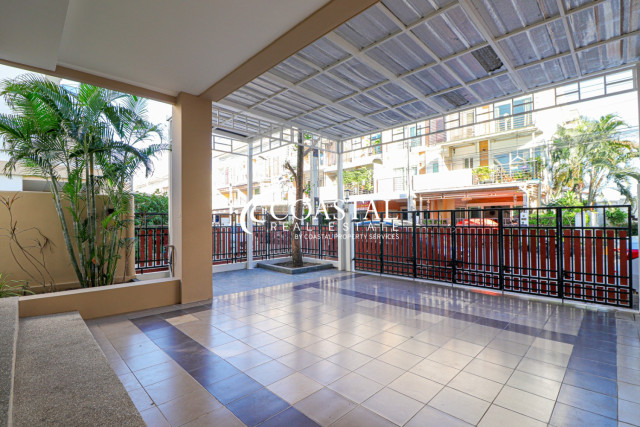 Townhouse For Sale South Pattaya