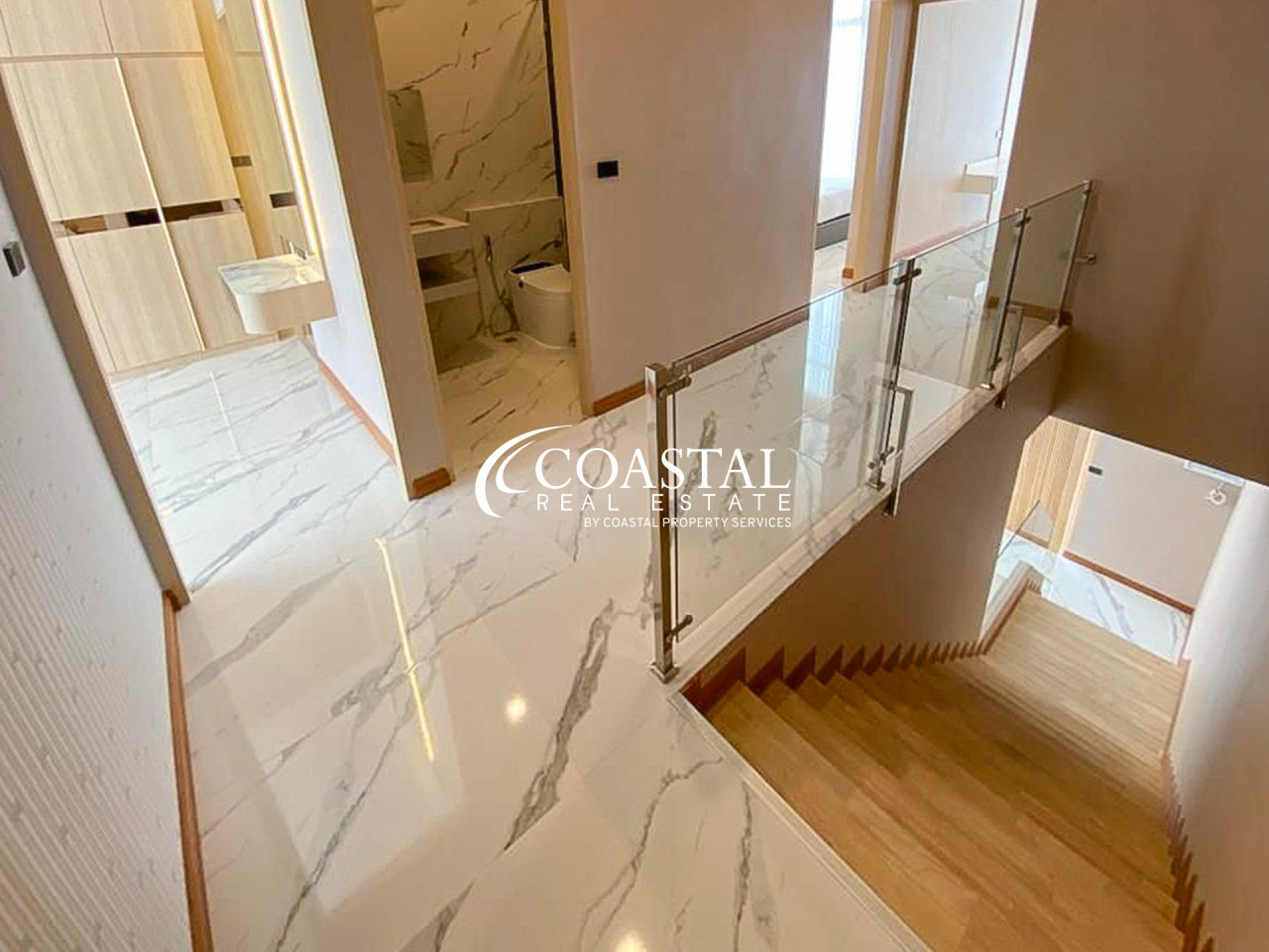 ทาวน์เฮ้าส์สำหรับขายที่หนองปลาไหล