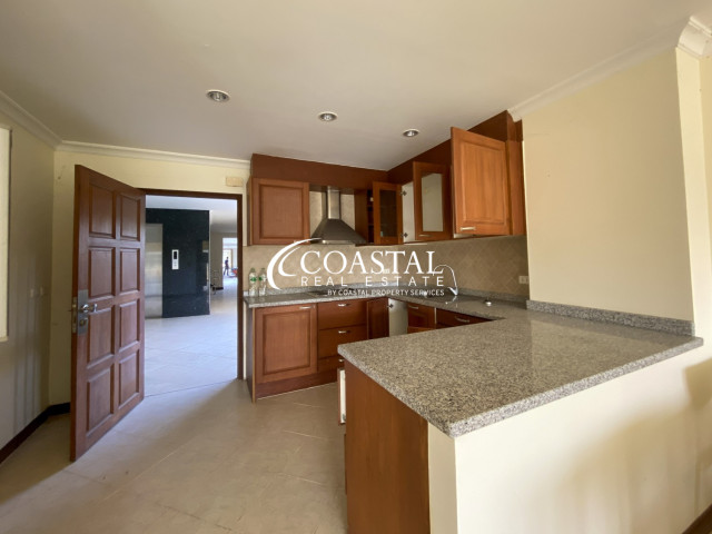 Condo For Sale Na-Jomtien