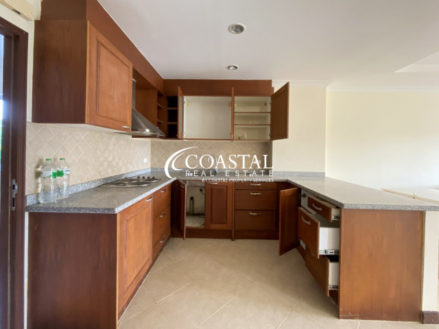 Condo For Sale Na-Jomtien