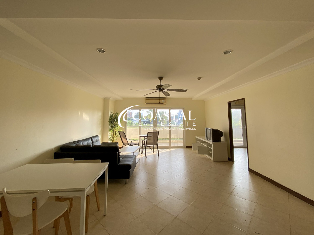 Condo For Sale Na-Jomtien