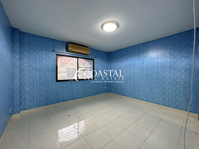 Townhouse For Sale Naklua